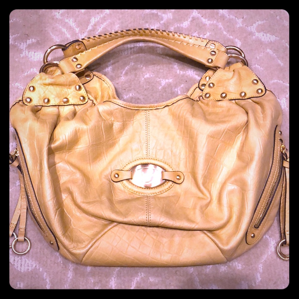 B. Makowsky Handbag